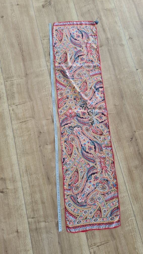 Chusta 100% Jedwab Silk. Wzór persley. 150 cm x 35 cm