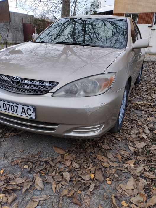 Продам автомобіль Toyota Camry