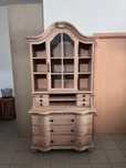Drewniany kredens kuchenny/salonowy