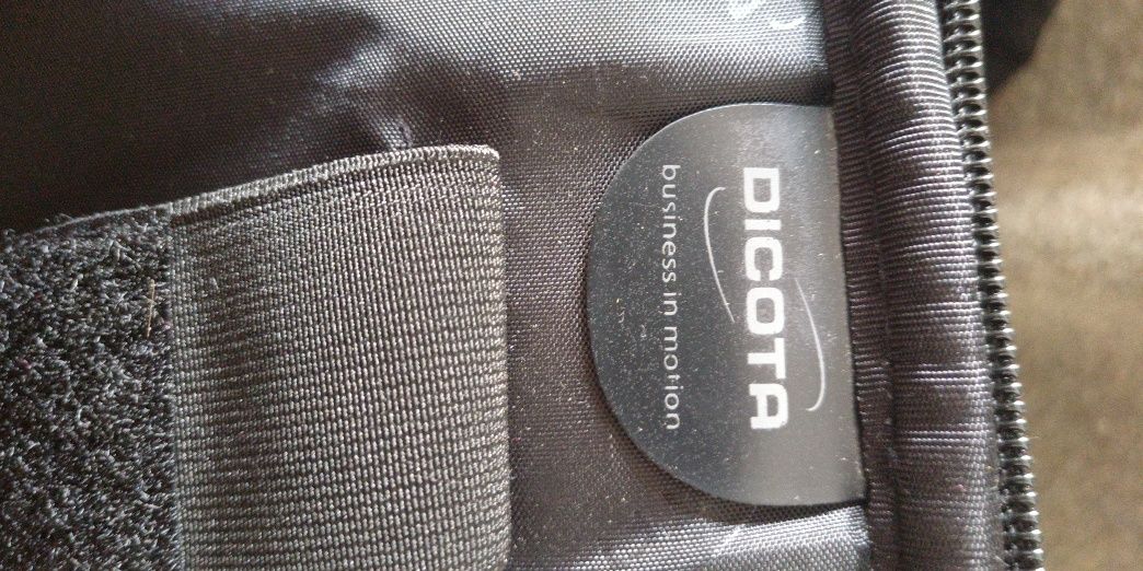 Mochila DICOTA para Laptop