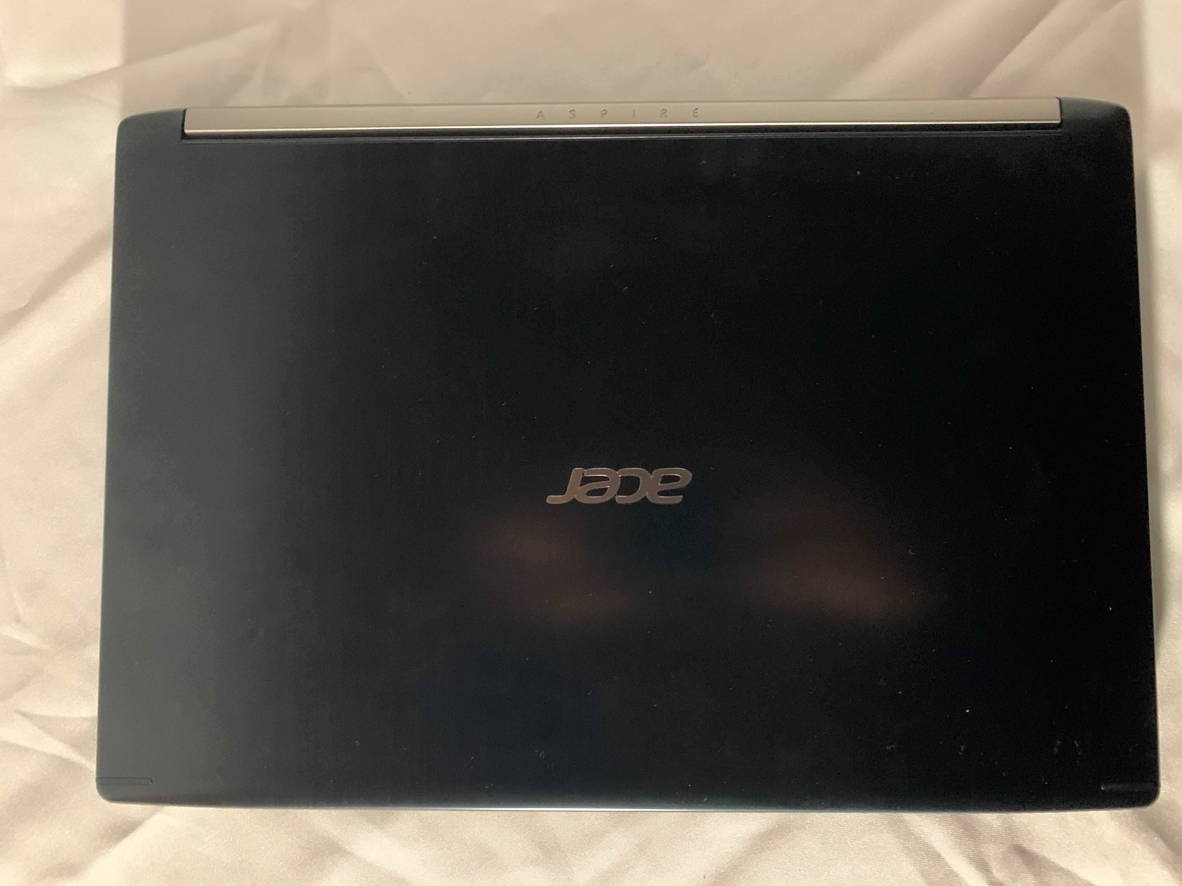 PC Computador Portátil Acer Aspire 7 15''