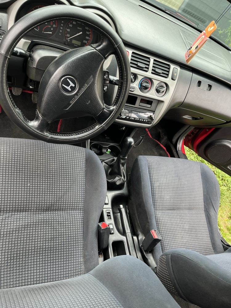 Продам машину Honda HR-V
