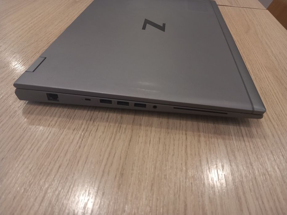 HP zbook 17 G7 fury,  I9, 64GB ram, 1T SSD, RTX3000, super pc