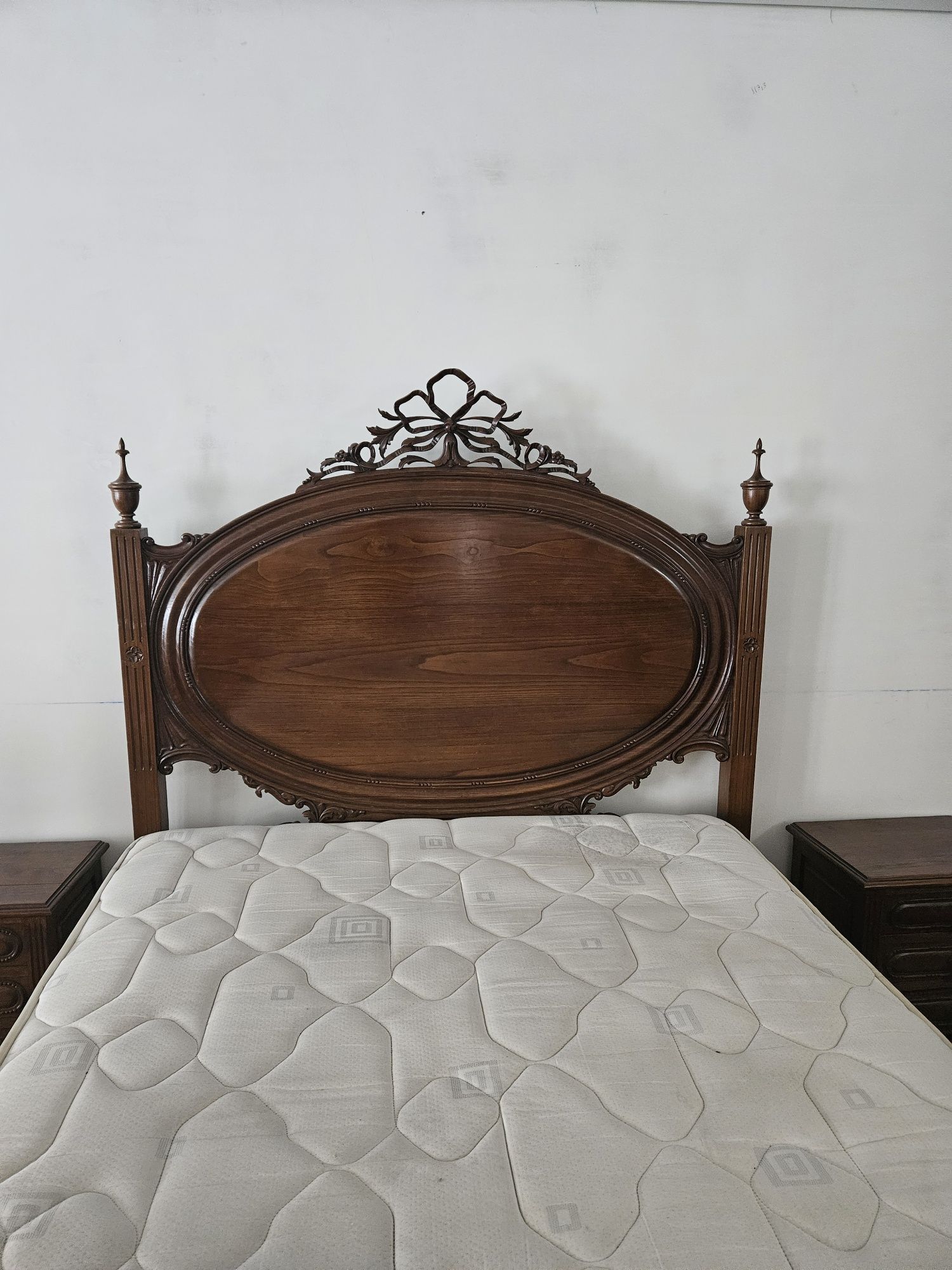 Mobilia completa de quarto Dona Maria