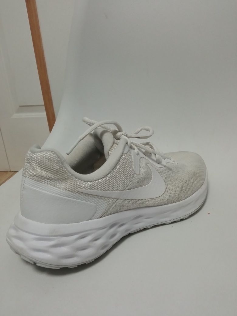 Buty Nike revolution 6