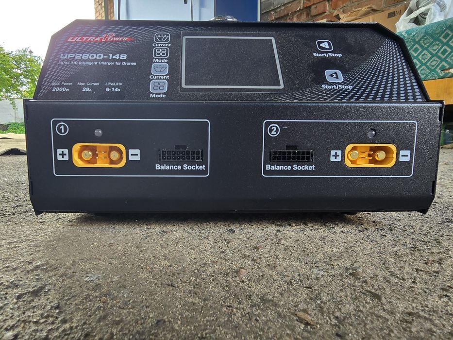 Зарядна станція UP2800-14s ( для LiPo / LiHV )