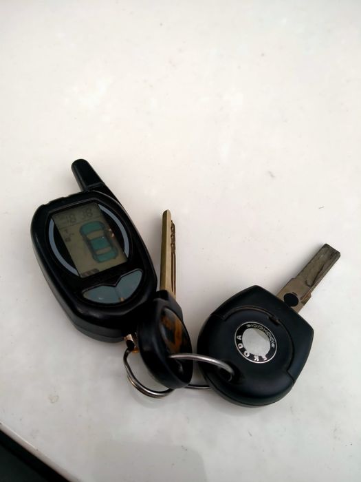 Продам Шкоду Октавию тур 1,6MPI /102л.с