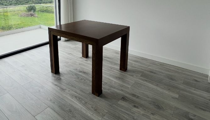 Mesa de jantar madeira wengé