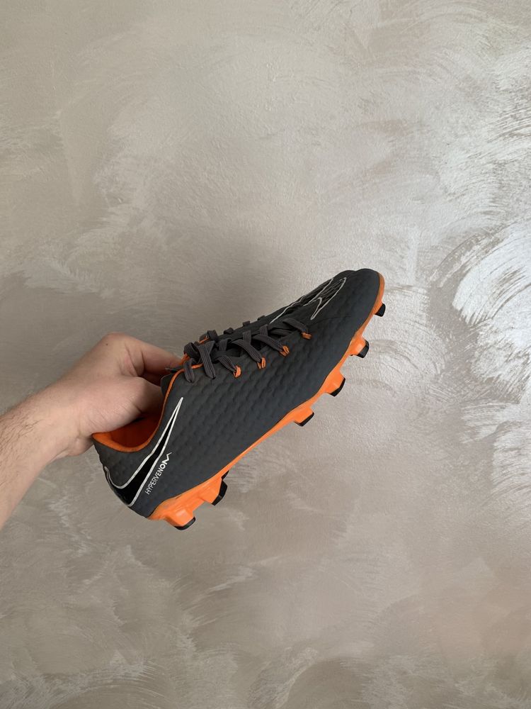 бутци Nike Hypervenom