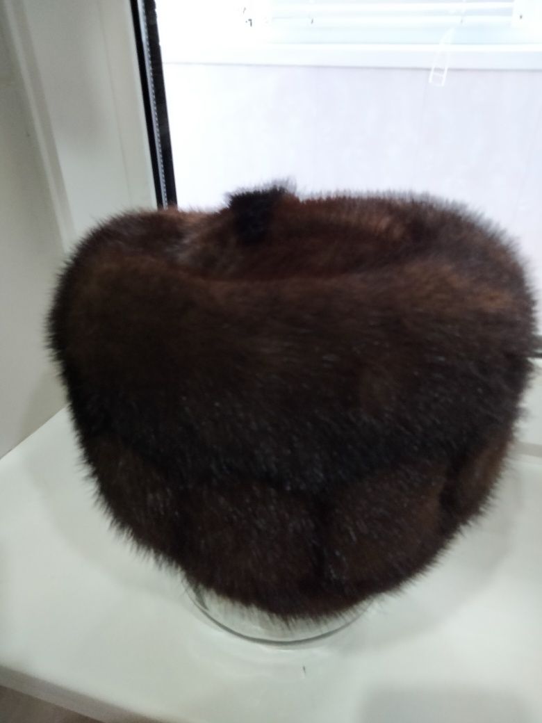Продам норковую шапку