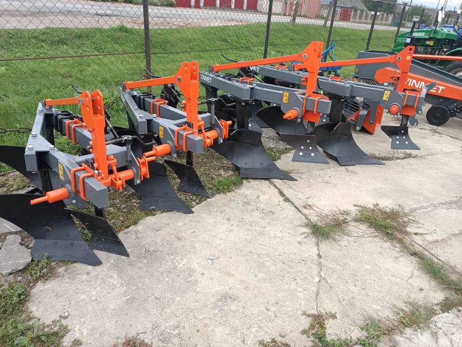 Дискові плуги (борони) дископлуг використовують  для обробітку грунту.