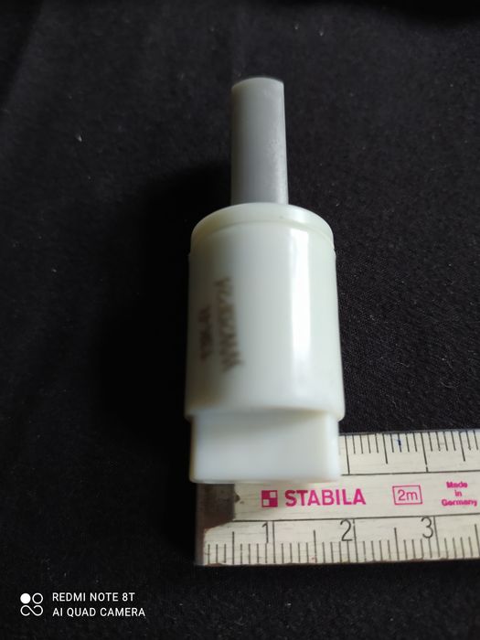 Tłumiki do wolnoopadającej deski klozetowej