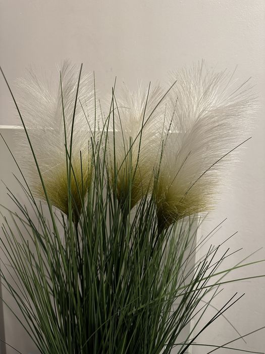 Sztuczna trawa pampasowa kwitnąca dekoracja