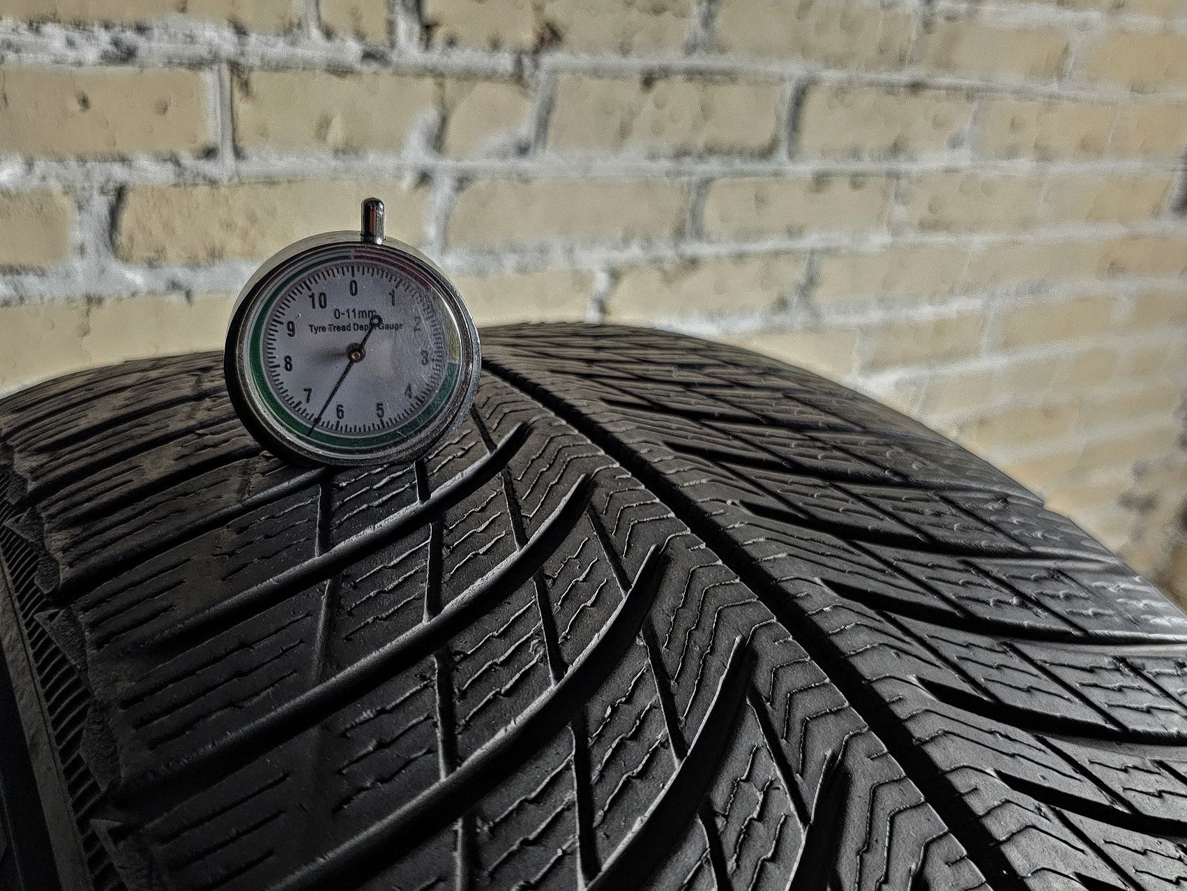 Зимові 275/45r20 Michelin | 2023 | 6.5mm | Hungary | Преміум шини