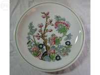 Prato em PORCELANA VISTA ALEGRE Pintado à mão