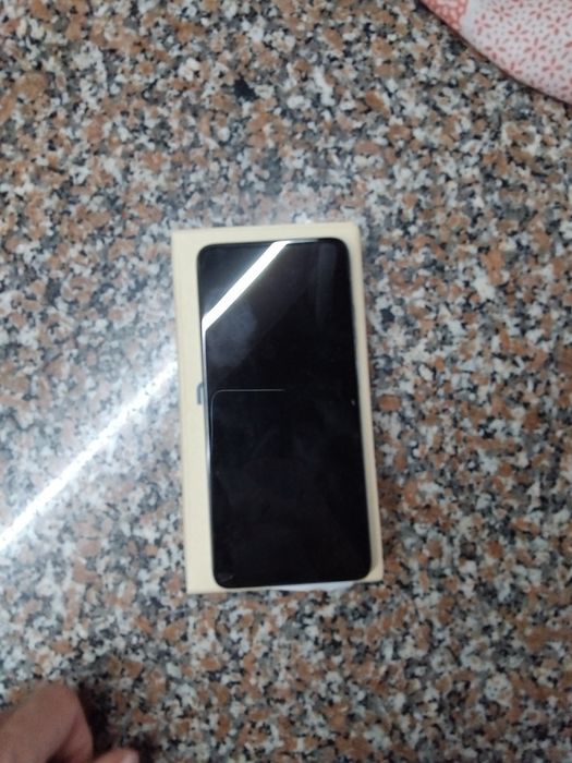 Motorola E15 como novo