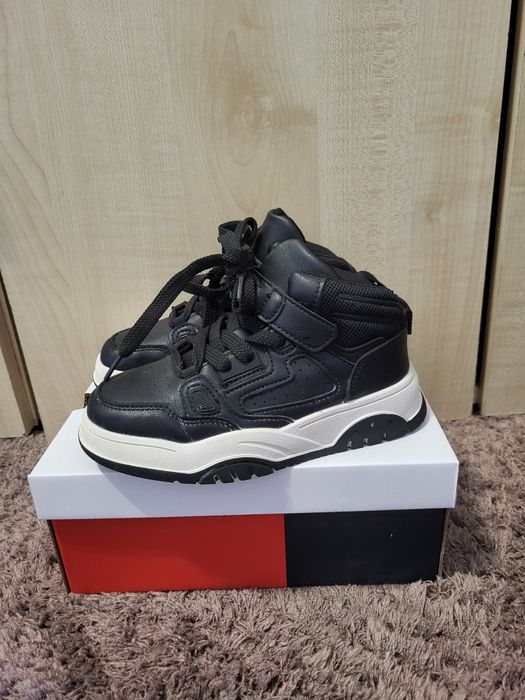 Ботінки дитячі осінні