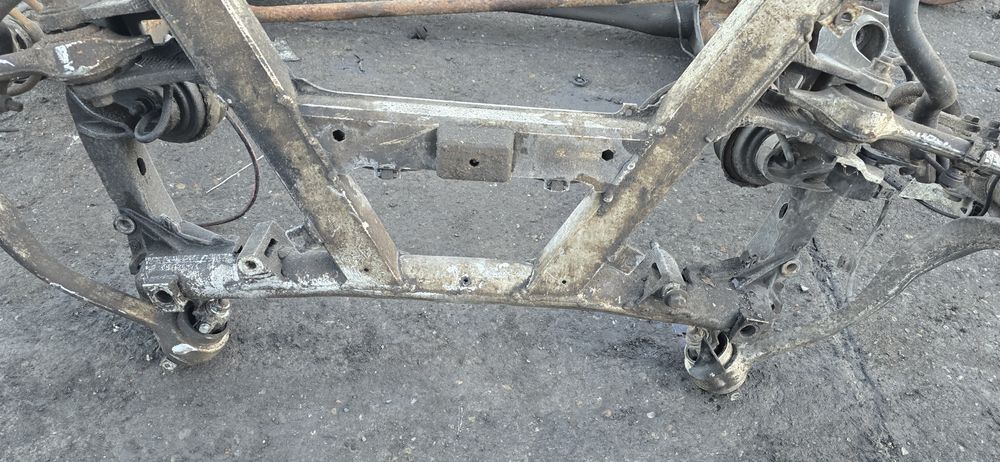 Sanki przednie zawieszenie BMW E39