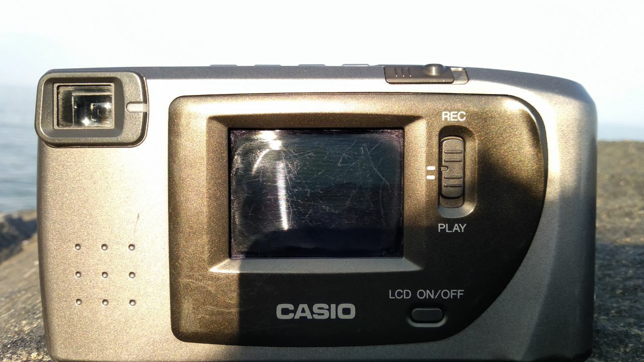 Цифровой фотоаппарат Casio AF QV-5000SX, фотик из 2000-х