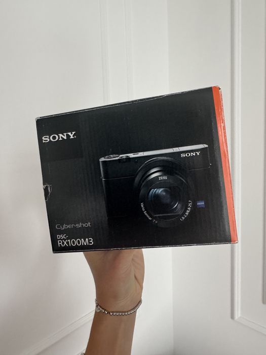 SONY RX 100 III (аналог canon g7x)