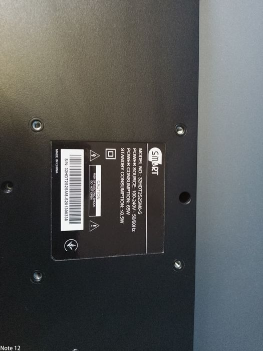 Продам телевизор на запчасти SMART 32HD
