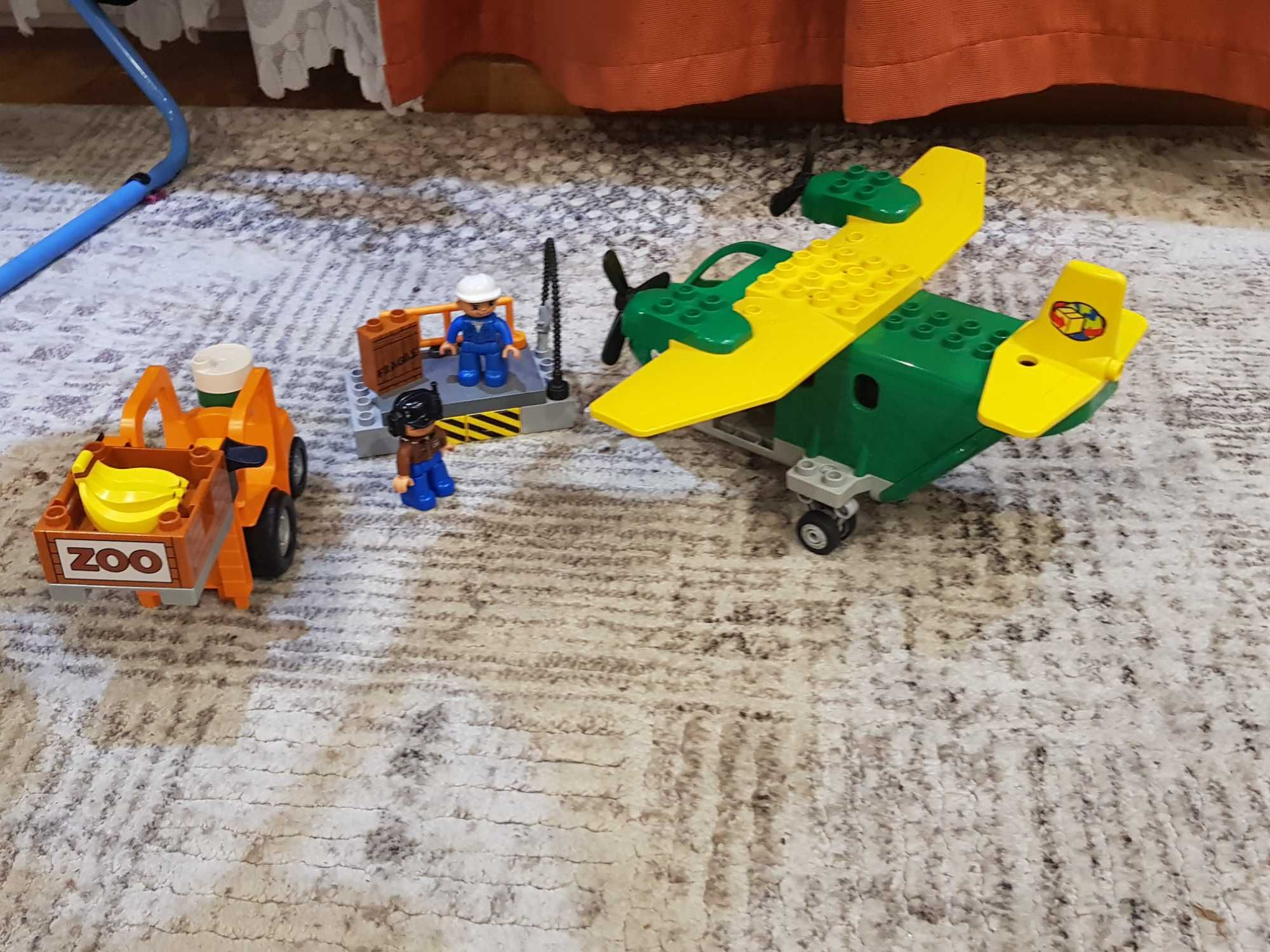 Lego duplo Samolot transportowy 5594