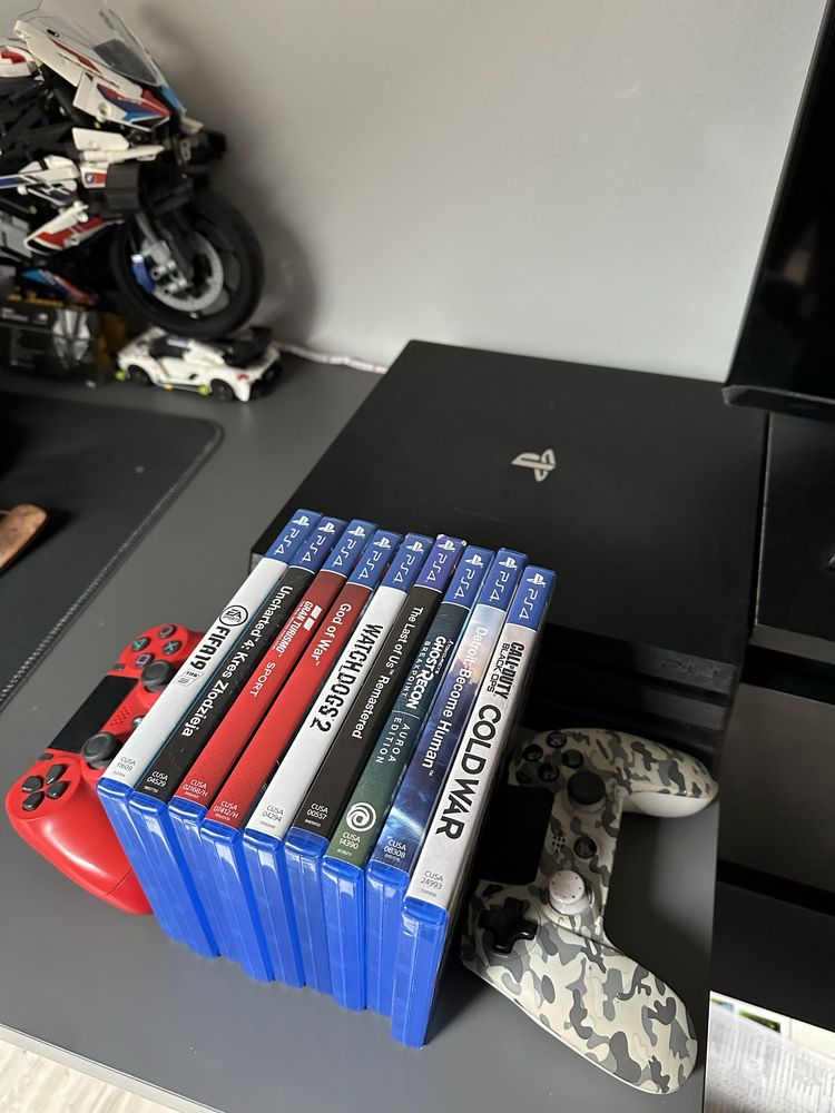 PS4 PRO PlayStation 4 PRO 1TB 2 pady, 10 gier w zestawie‼️