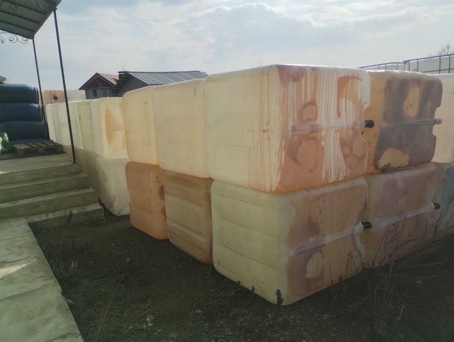 Колба, тара, контейнер б\в 1000л  брудна, третій гатунок Вінниця