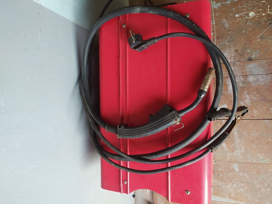 Продам зварювальний напівавтомат