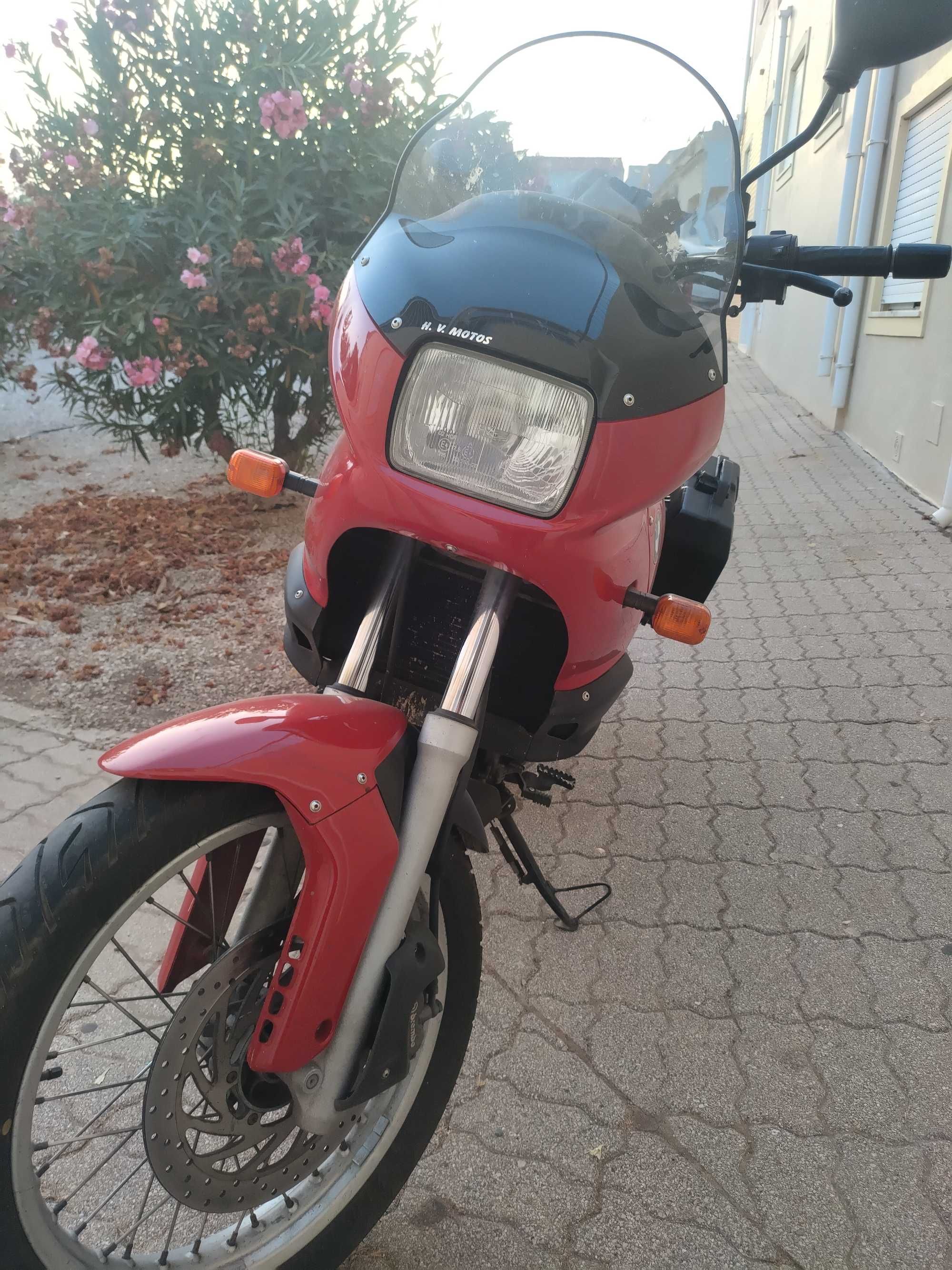 Moto BMW f650 st