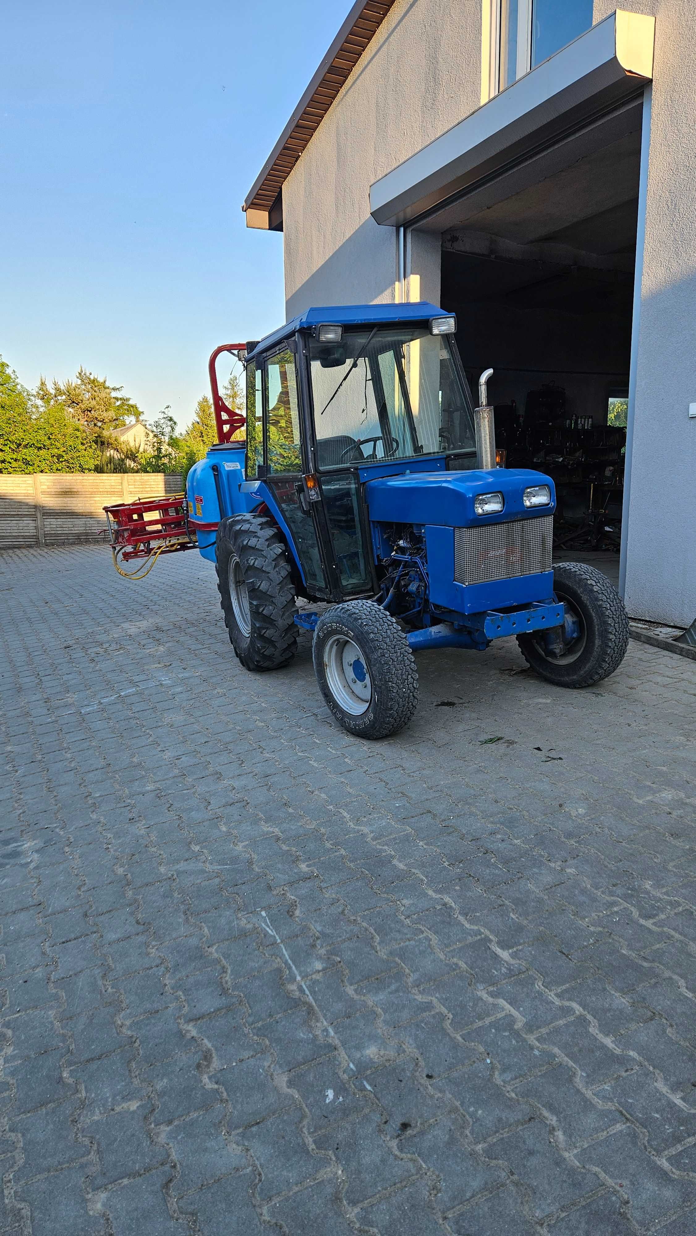 Ciągnik Traktorek New Holland Ford 1920 4x4 jak Iseki Kubota 1720