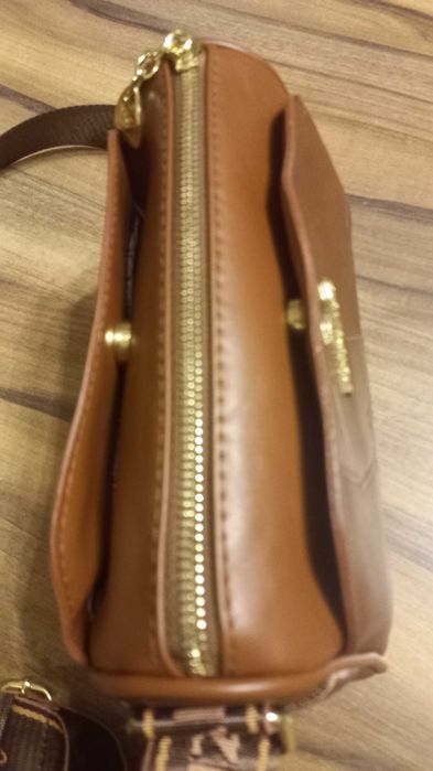 Torebka damska typu crossbody