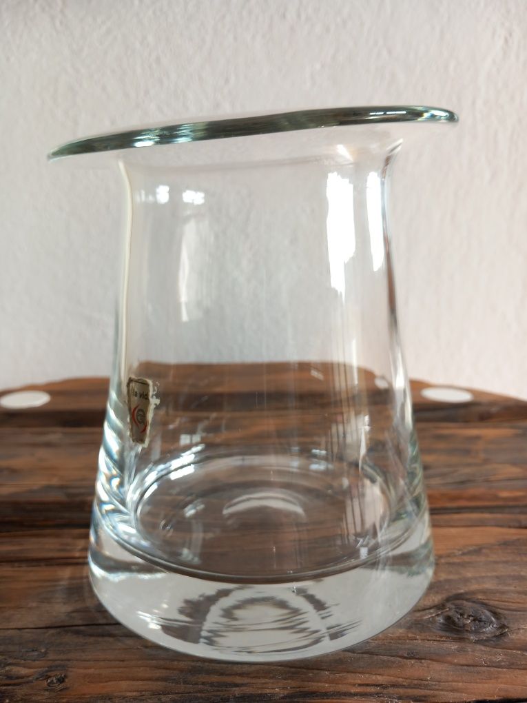 Szklany,ciężki wazon,niemieckiej wytwórni LA VIDA.