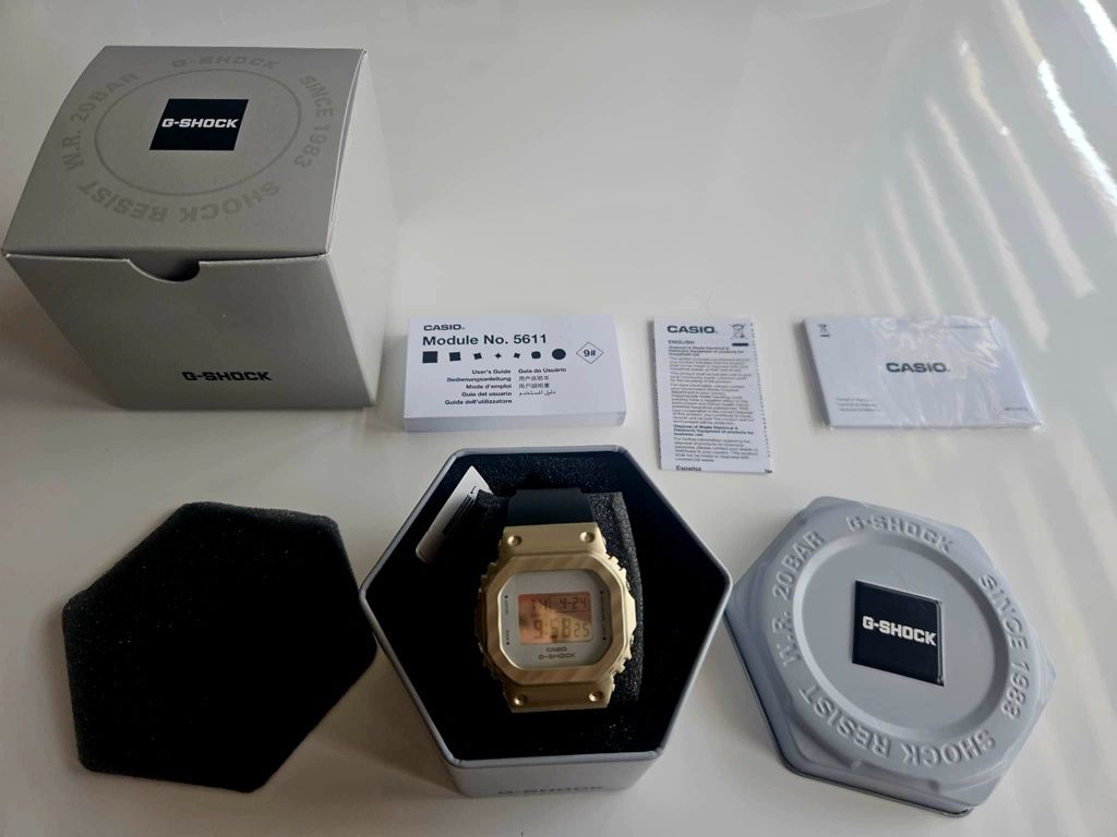 Sprzedam Casio G-Shock GM-S5600B

Nowy, gwarancja , pełny zestaw produ