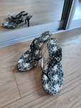 Włoskie roccobroco, oryginalne buty - klapki na obcasie, r.39