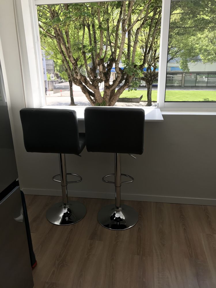 Room w/ private WC and kitchen near Porto universities
