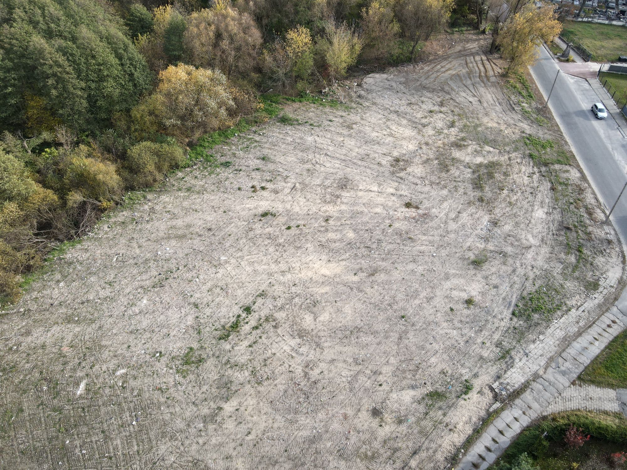 Wynajmę działkę 10 000 m2 w centrum Białobrzegów