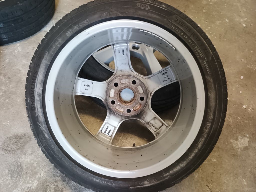 Komplet felg borbet 7j17 et 49 5x112 z oponami  letnimi 215/45/17