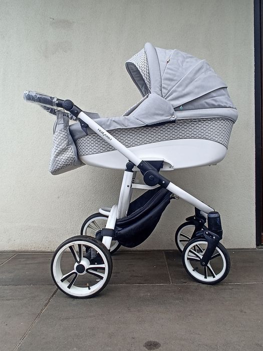 Wózek 3/1,4/1 Bebetto Holland z fotelikiem maxi Cosi