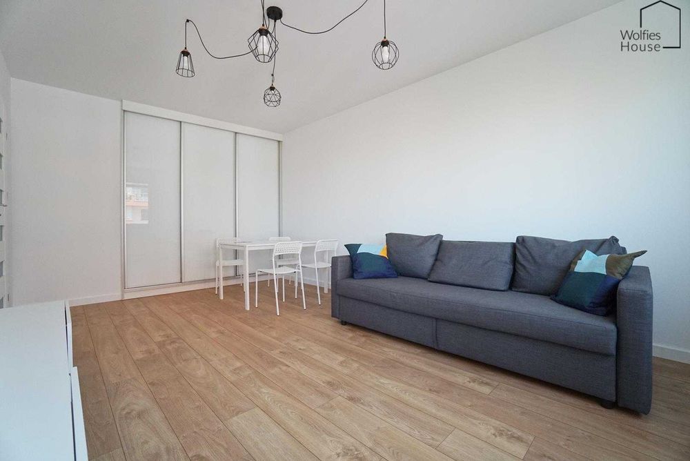 Quattro Business Park | 2 POK. + kuchnia | ENG