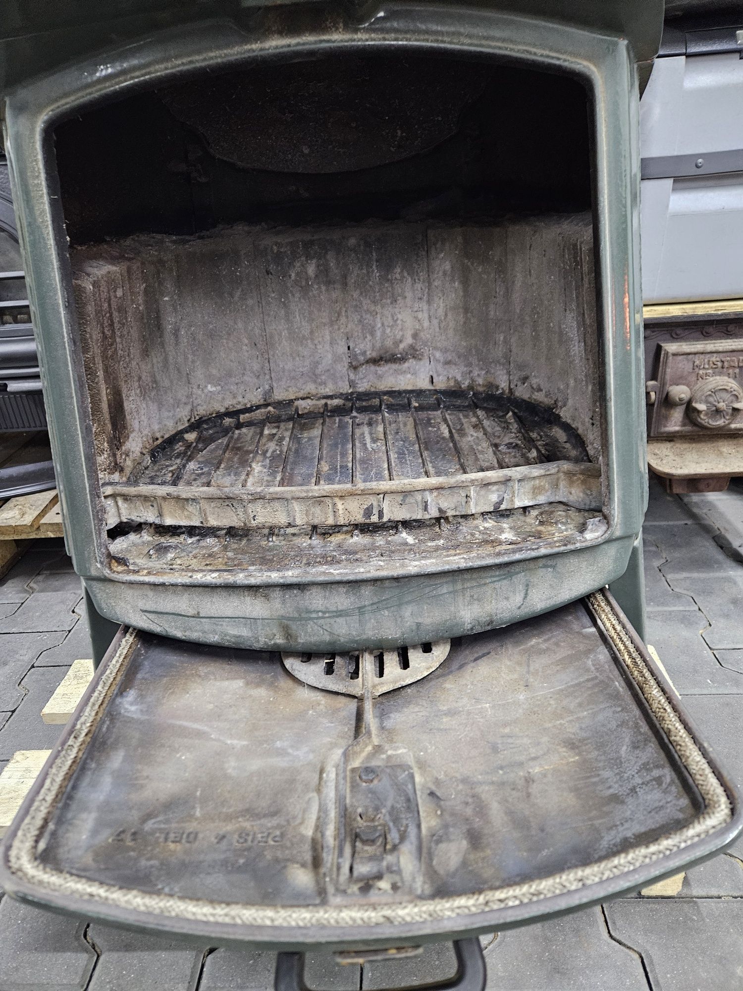 Piec żeliwny Jotul 4 SUPER STAN