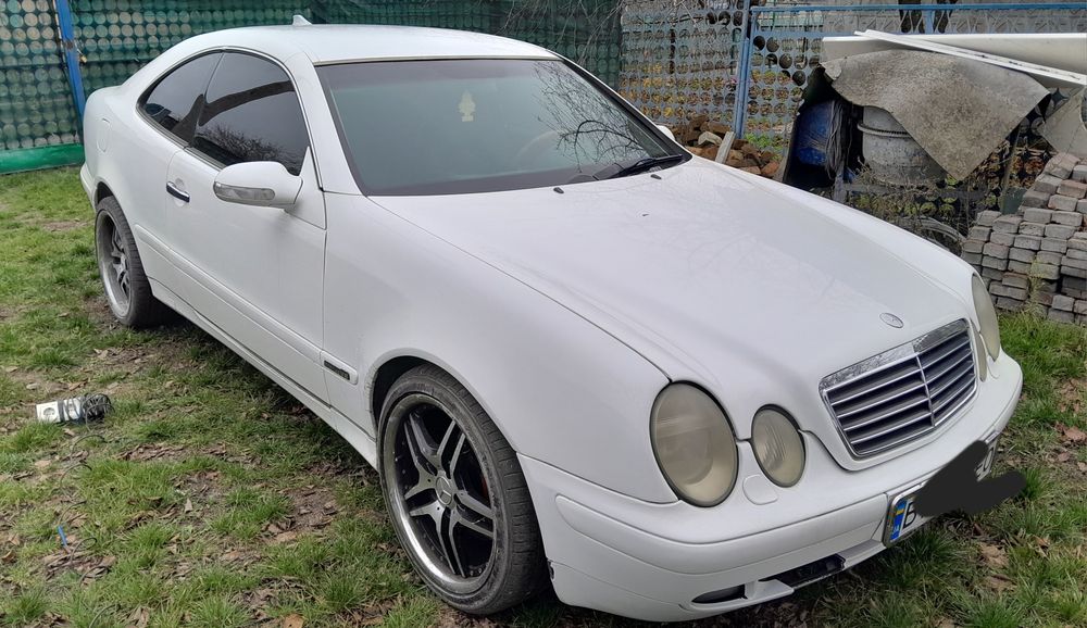 Mercedes CLK 208 купе 4.3л