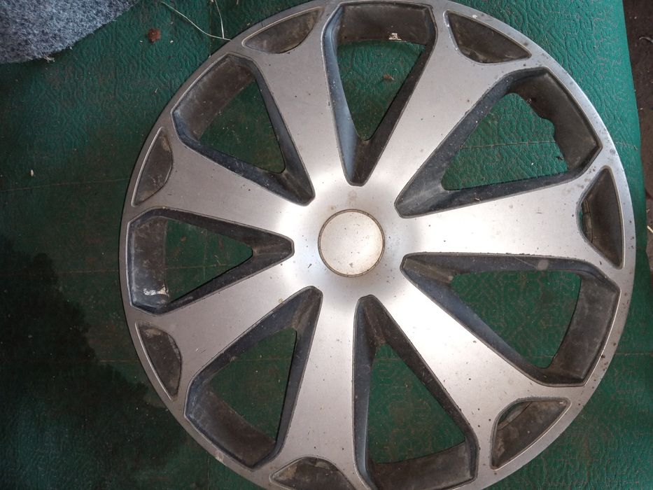 Продам ковпаки на машини