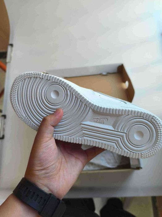 Nike, damskie białe trampki, rozmiar 38.5