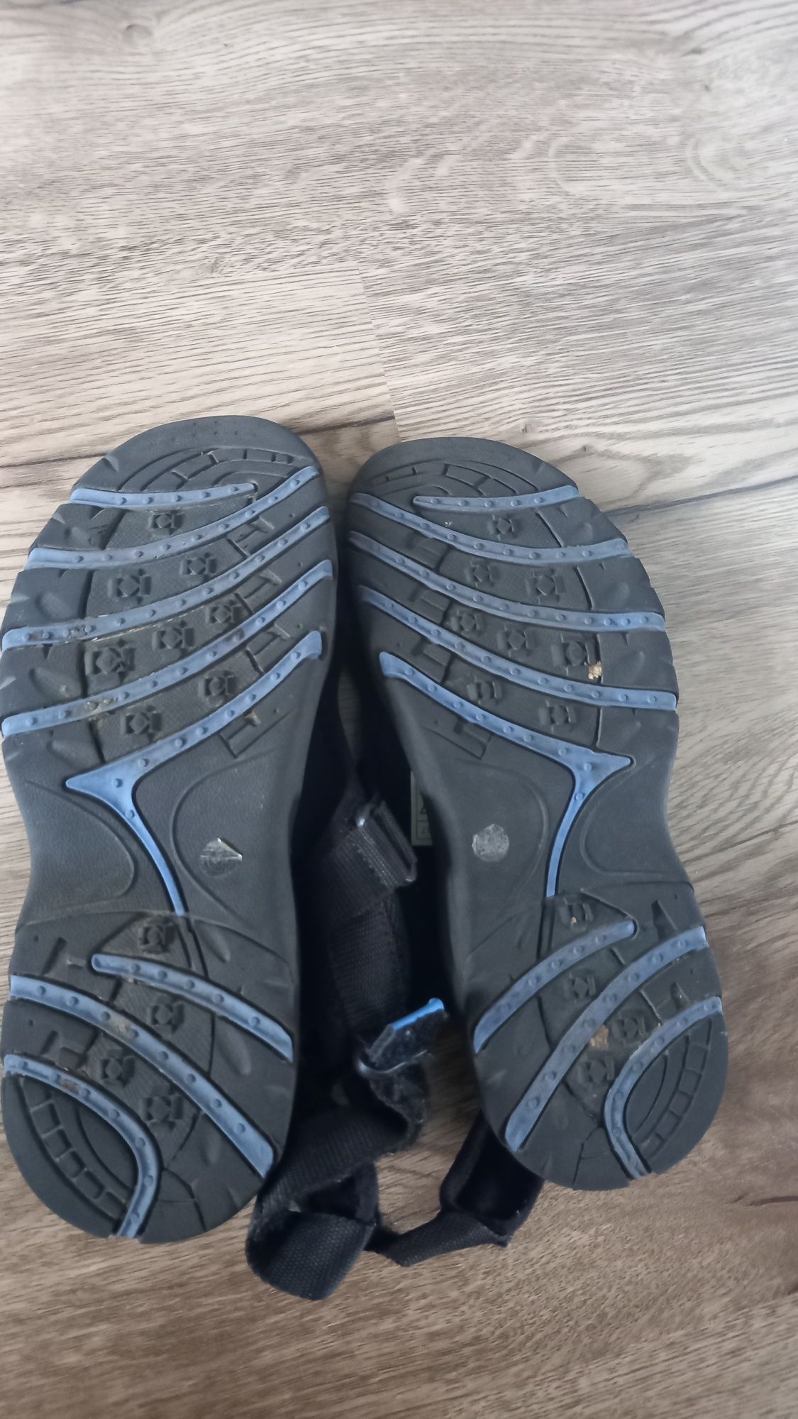 Sandały h&m stan bdb rozmiar 37