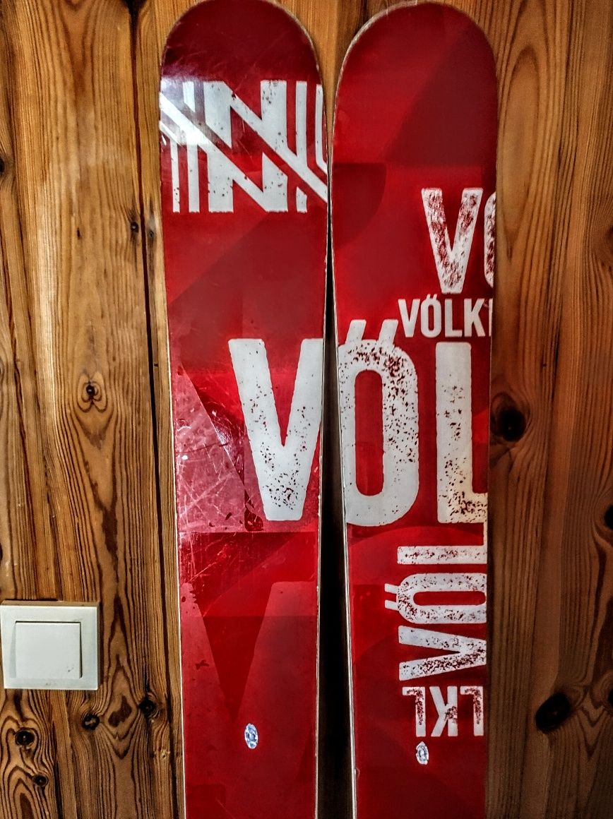 Лижі Volki Mantra Germany