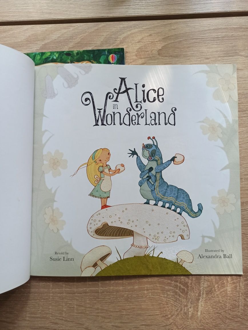 Детская книга на английском Alice in Wonderland, The Secret Garden