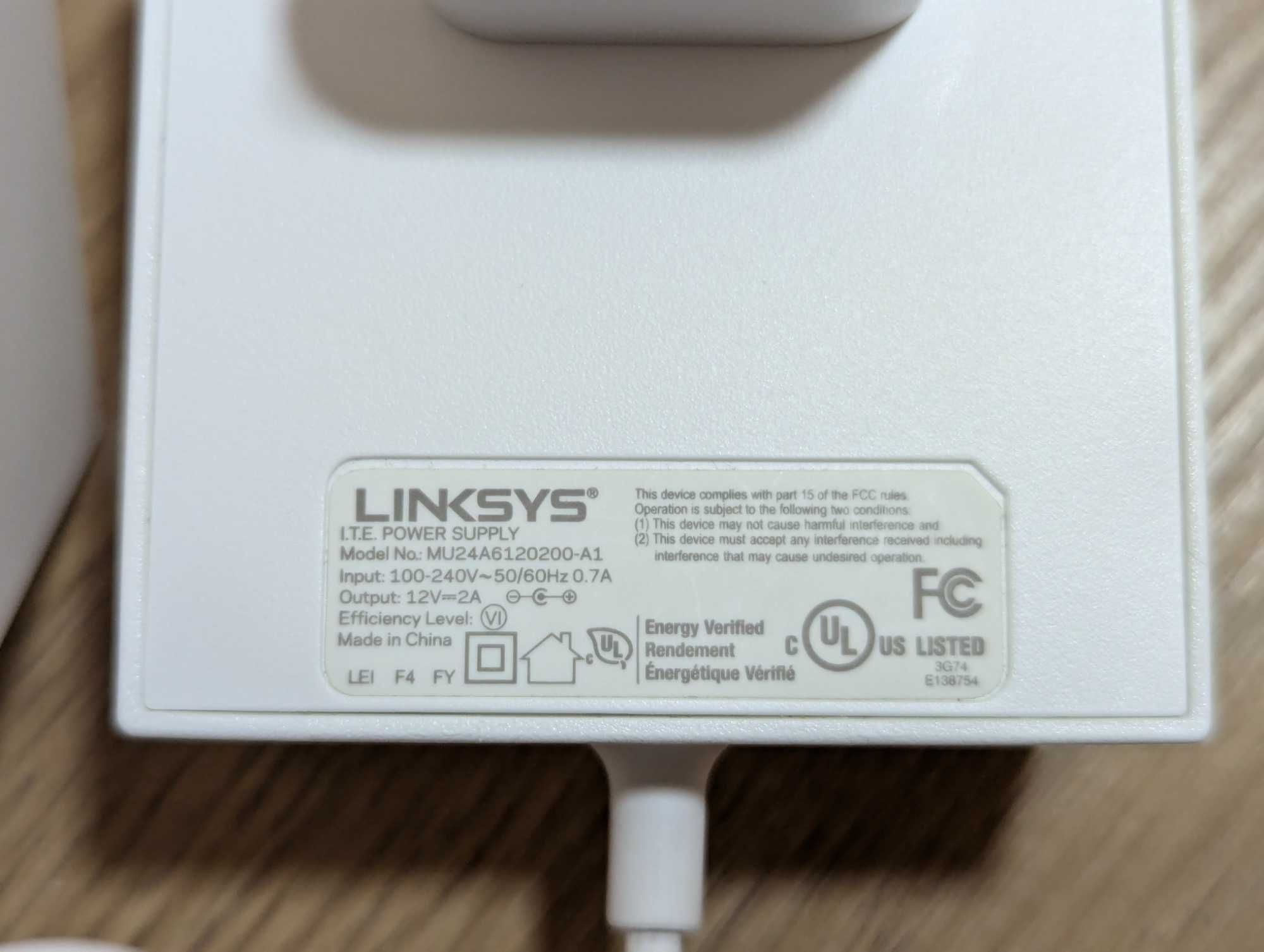 Роутер Mesh бесшовный Wi-Fi Linksys velop WHW03 AC1300 три диапазона