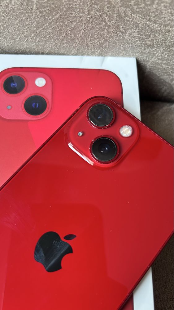 Iphone 13 product RED 128gb, stan wzorowy! + pudełko, etui