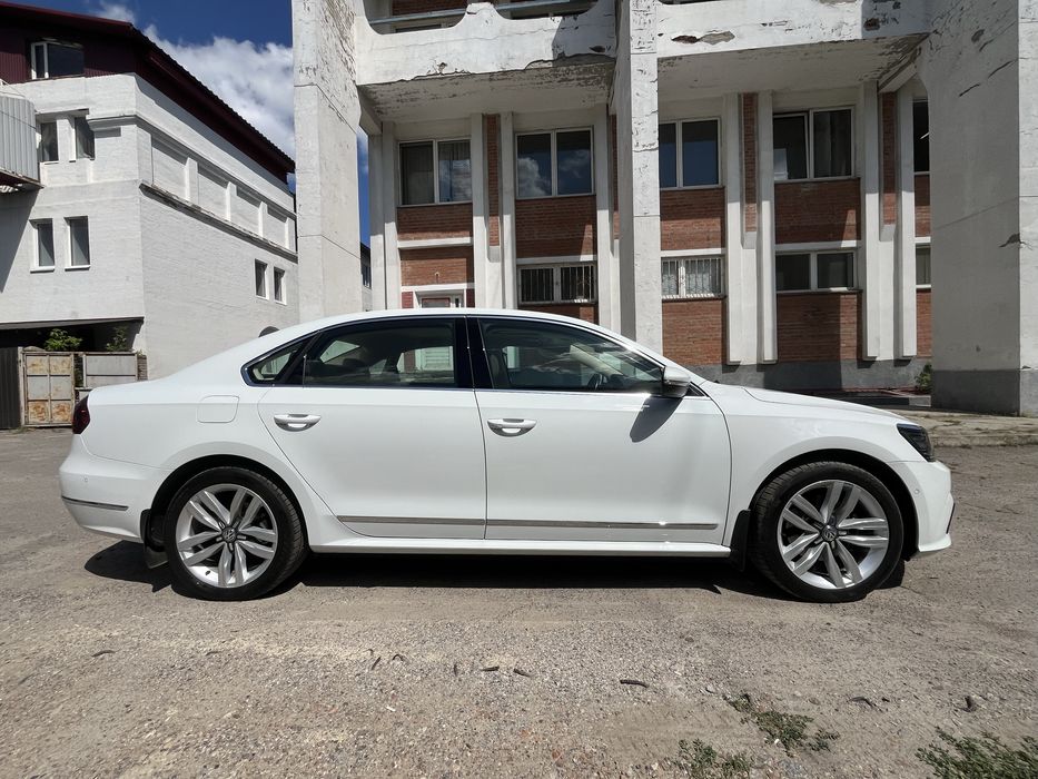 Passat SEL Premium